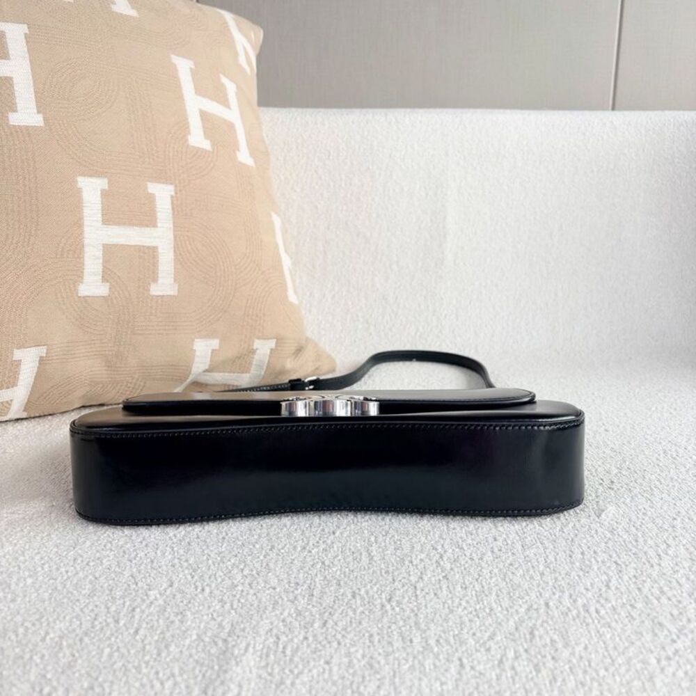 Celine Women Pre-Loved Bag Very Good Condition - Picture 5 of 9